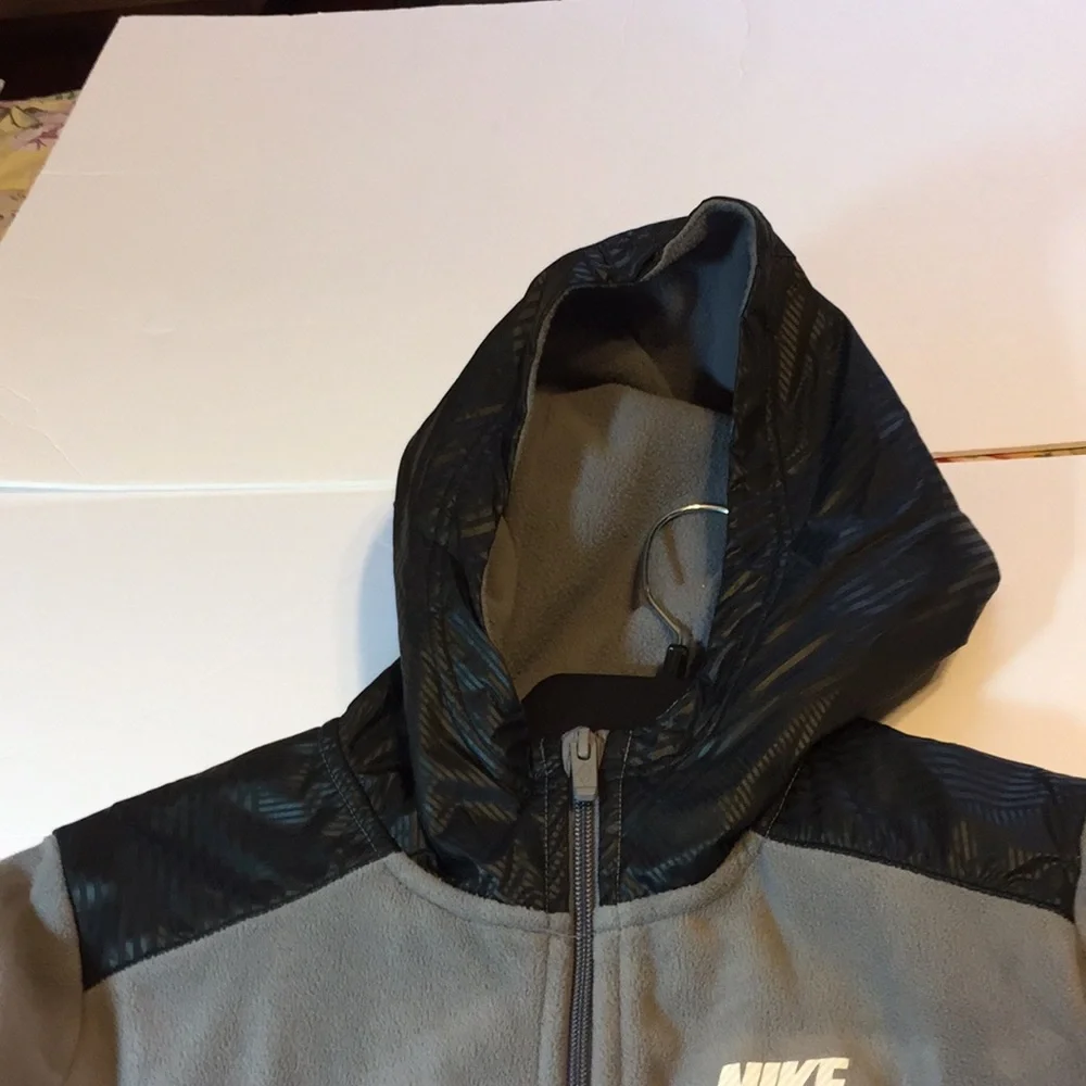 Nike Sportswear Winterized Older Kids Hoodie Full Zip Fleece Hoodie Size XL